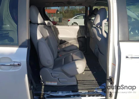 2016 Toyota Sienna Xle Premium 8 Passenger from USA, damaged, VIN 5TDYK3DC8GS738669